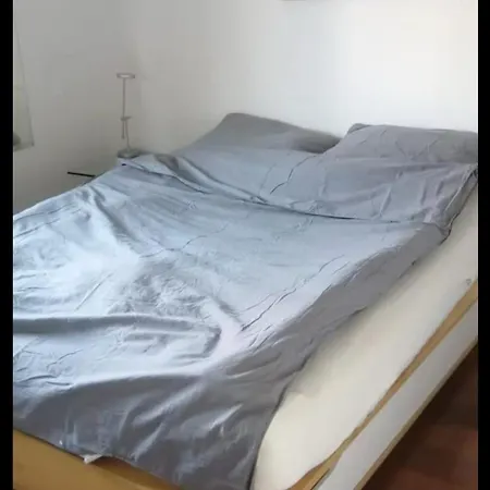 Quiet Retreat With Balcony In The Centre Of