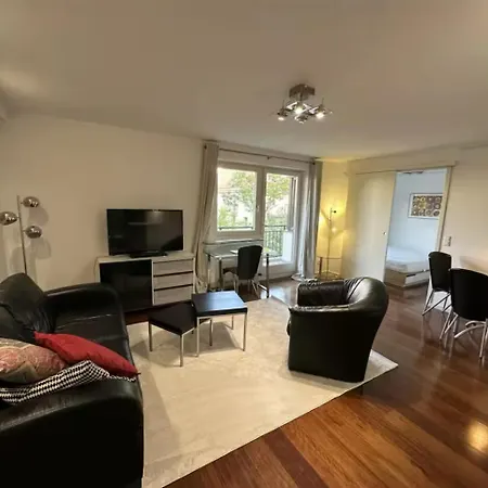 Quiet Retreat With Balcony In The Centre Of *
